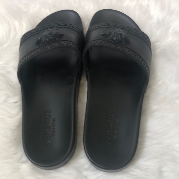 Versace \'Medusa Head\' Unisex Black Slides Sandals - Size 9 / COA